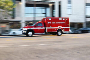 San Antonio, TX – Crash at I-10 W & Santa Barbara St Ends in Injuries